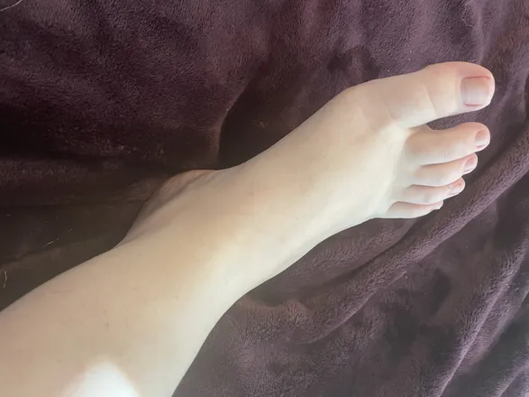 OnlyFans cuenta flbabifeet header 2