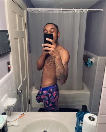 OnlyFans cuenta allhandsondeckv avatar 1