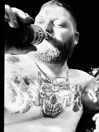 OnlyFans account  tinygiant93 header 2