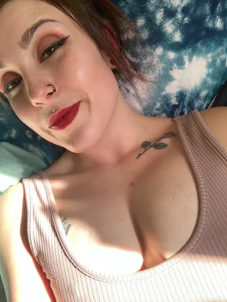 OnlyFans cuenta mamacherries header 2