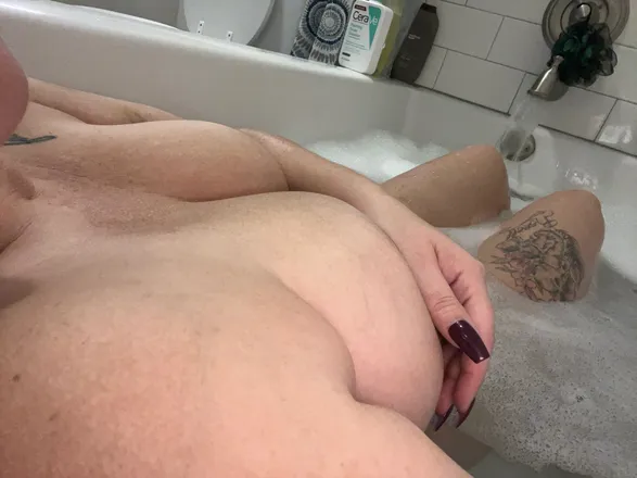OnlyFans cuenta kaitlynraee header 2