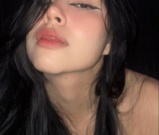 OnlyFans cuenta emieyes header 2