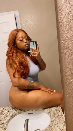 OnlyFans cuenta lulcole header 2