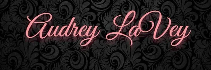 OnlyFans cuenta audreylavey header 2