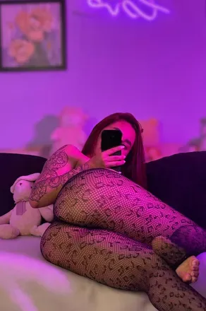 OnlyFans cuenta roseholden avatar 1