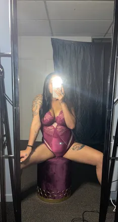 OnlyFans cuenta lilyvoice header 2