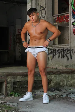 OnlyFans cuenta simonegaglia04 header 2
