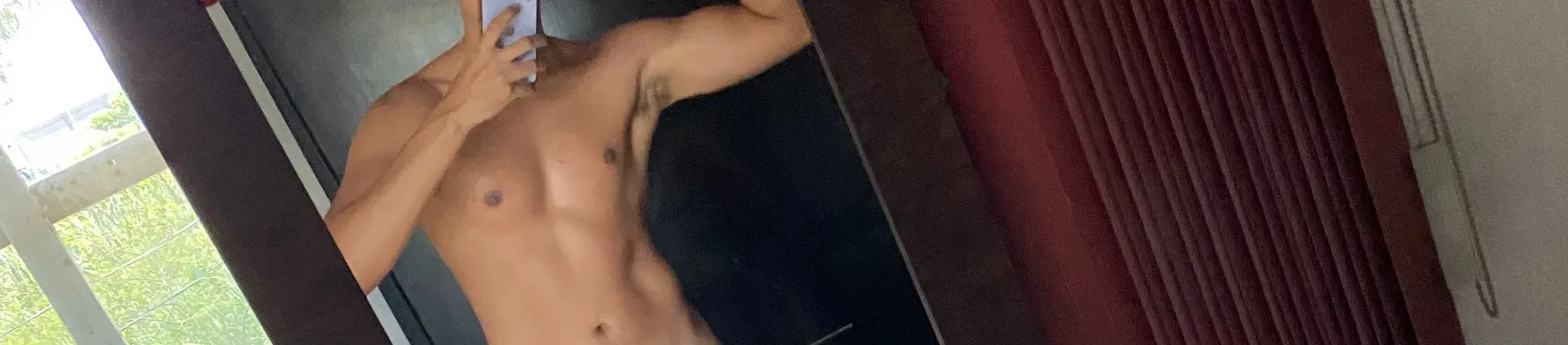 OnlyFans cuenta feetfilmer header 2