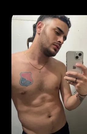 OnlyFans cuenta u236289596 header 2