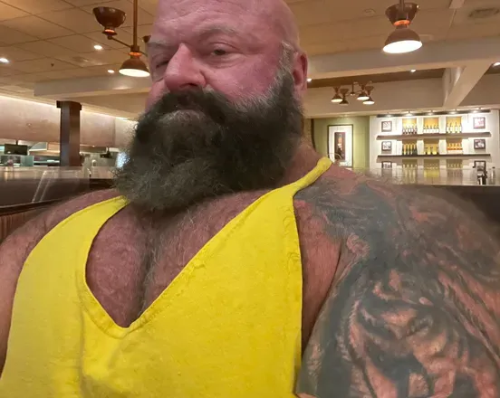 OnlyFans cuenta daddybear315lbs avatar 1