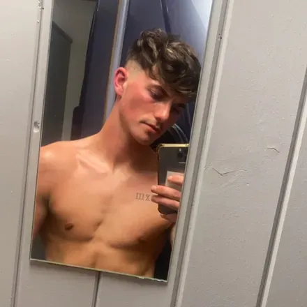 OnlyFans cuenta u176239831 header 2