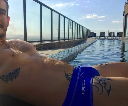 OnlyFans cuenta laurenthentz header 2