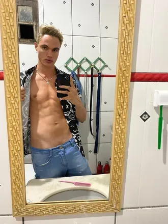 OnlyFans cuenta dionisio.batista header 2