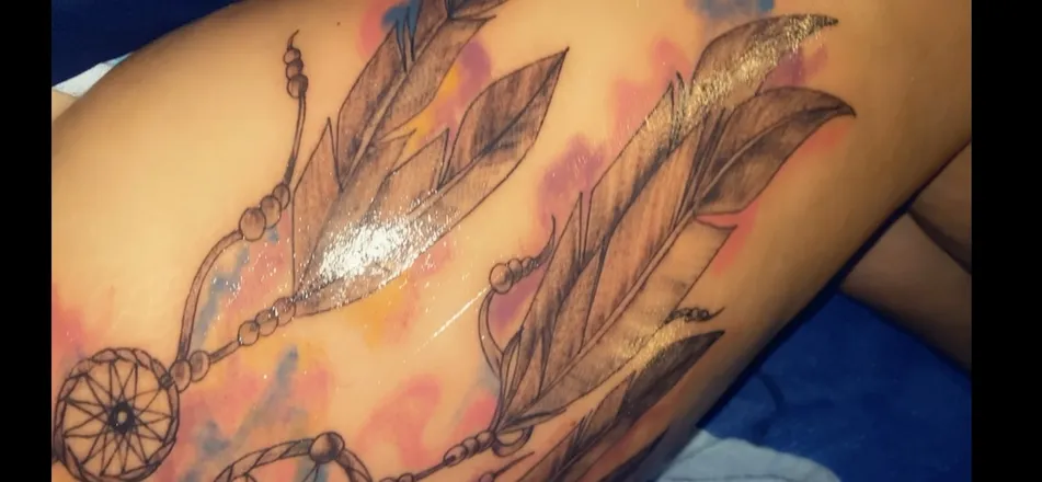 OnlyFans cuenta brneyzthckthighs header 2