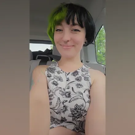 OnlyFans cuenta shy-lil-pixie avatar 1