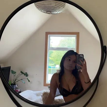 OnlyFans account  laurxtiger avatar 1