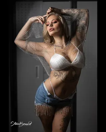 OnlyFans cuenta iris0010 avatar 1