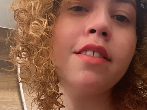 OnlyFans account  eve.py header 2