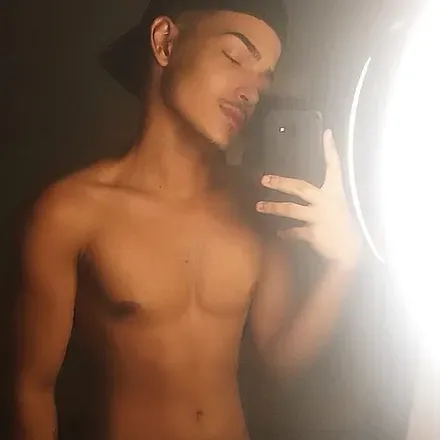 OnlyFans account  davi.hansen97 avatar 1