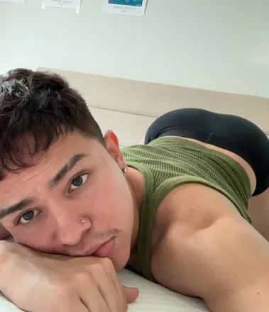OnlyFans cuenta 2001nene header 2