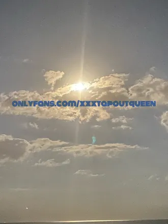 OnlyFans cuenta xxxtapoutqueen header 2