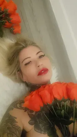 OnlyFans account  filthyemma header 2