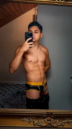 OnlyFans cuenta leotheo.x avatar 1