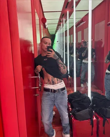 OnlyFans cuenta ralphferre header 2