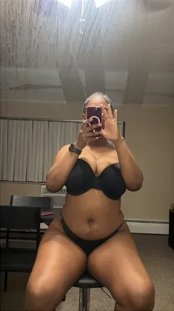 OnlyFans cuenta thattgirllnaee avatar 1