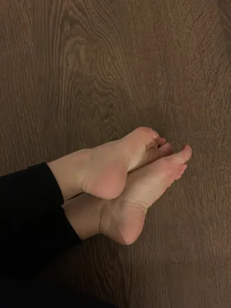 OnlyFans account  giorgiefeet header 2