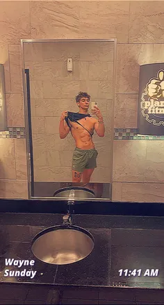 OnlyFans cuenta zachcicc header 2