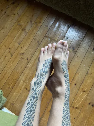 OnlyFans cuenta decorated_feet header 2