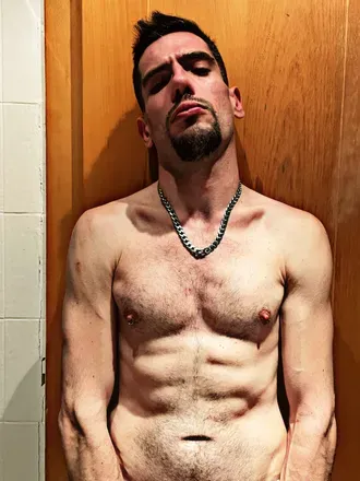 OnlyFans cuenta chriscoyotexxx avatar 1