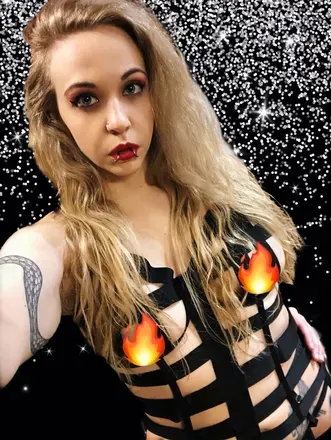 OnlyFans cuenta u231230112 header 2