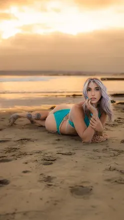 OnlyFans cuenta thehottestbeach header 2