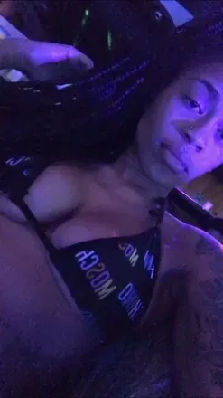 OnlyFans cuenta chaneltingz avatar 1