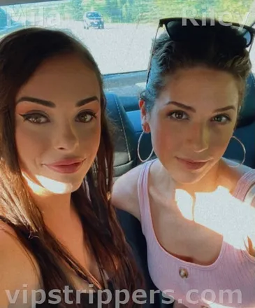 OnlyFans cuenta vipstrippers header 2