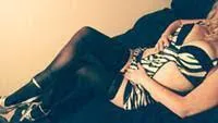 OnlyFans account  lorimiddlefinger header 2