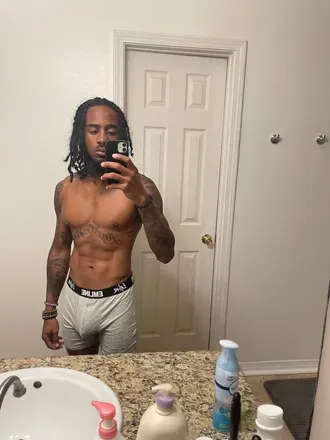 OnlyFans cuenta tripplejonesge avatar 1