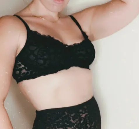 OnlyFans cuenta lilsugarpeach header 2