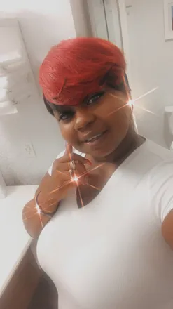 OnlyFans account  nique2021 header 2