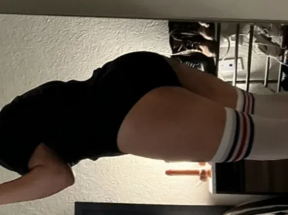 OnlyFans cuenta hungrypeachyboy avatar 1