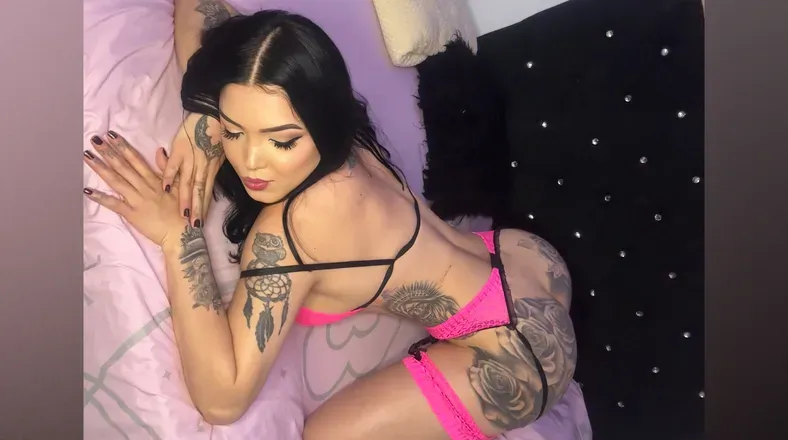 OnlyFans cuenta karolagudelo header 2