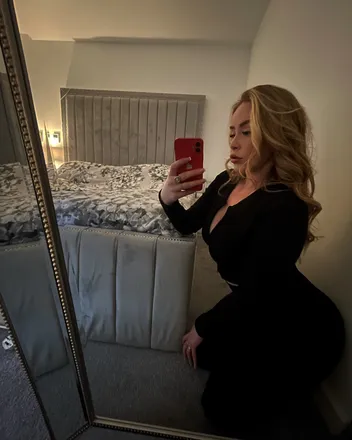 OnlyFans account  honey_lulu_xox header 2