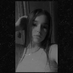 OnlyFans account  goldie_girl avatar 1