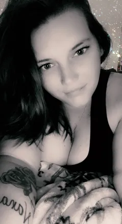 OnlyFans cuenta johnsmom2 header 2