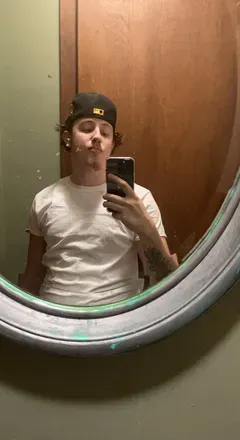 OnlyFans account  macnfn avatar 1