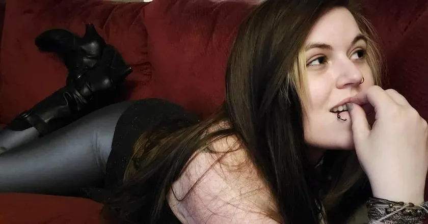 OnlyFans account  zer0doxy header 2