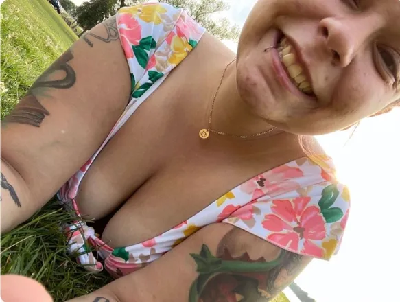 OnlyFans cuenta mzrandi header 2