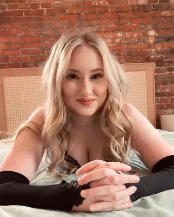 OnlyFans cuenta rosechick2002 avatar 1